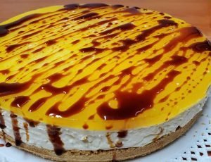 Cheesecake all'arancia e alla carruba